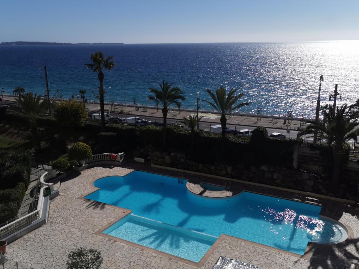 Appartement En Bord De Mer Cannes Bagian luar foto